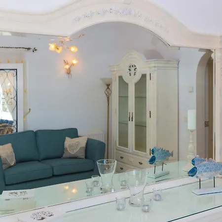 Casa Verde Villa *
